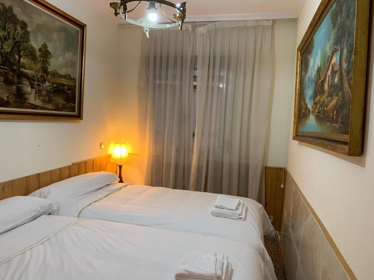 Apartamentos Torr Av America - Lopez De Hoyos - Chamartin Madrid Bagian luar foto
