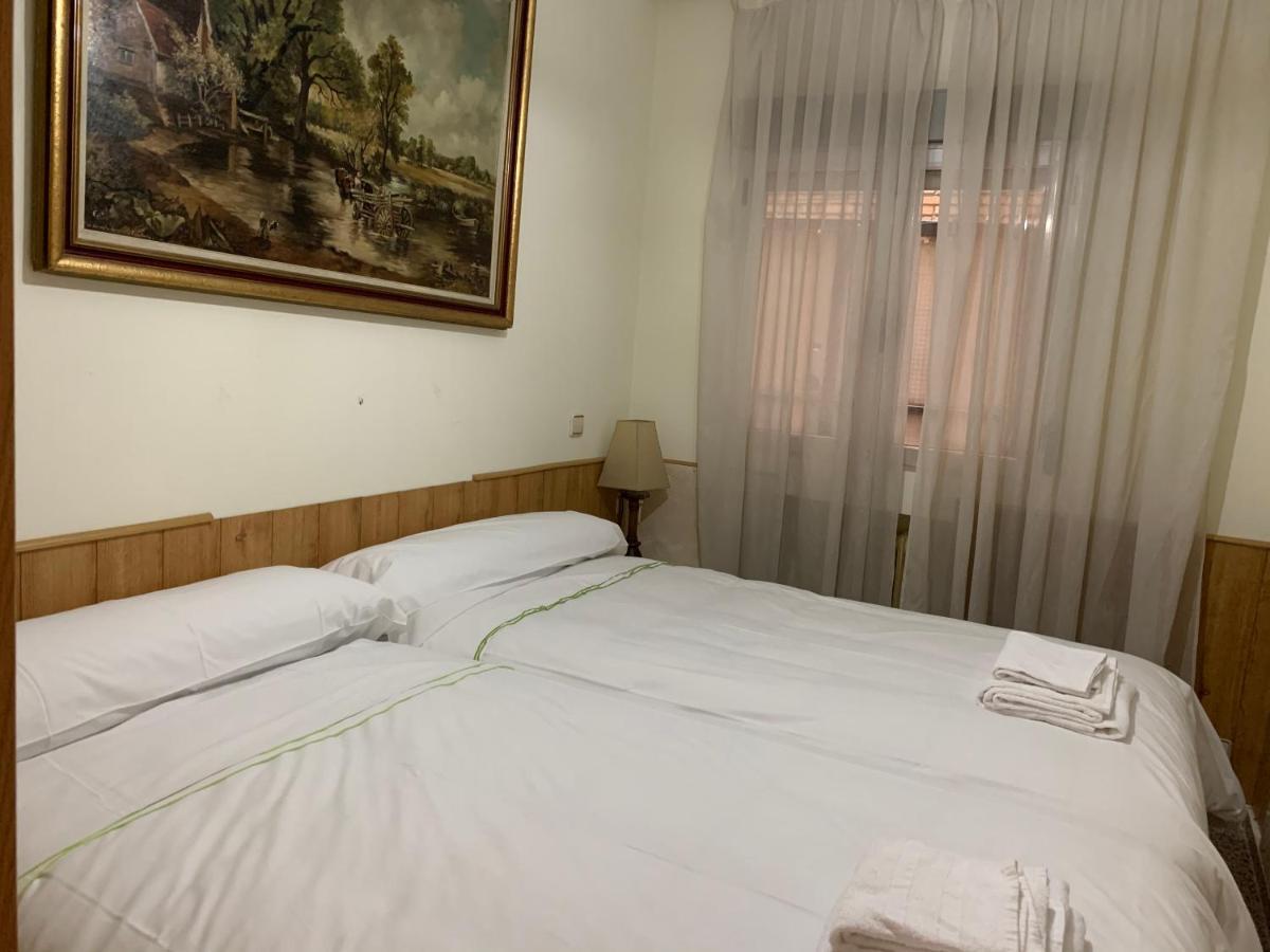 Apartamentos Torr Av America - Lopez De Hoyos - Chamartin Madrid Bagian luar foto
